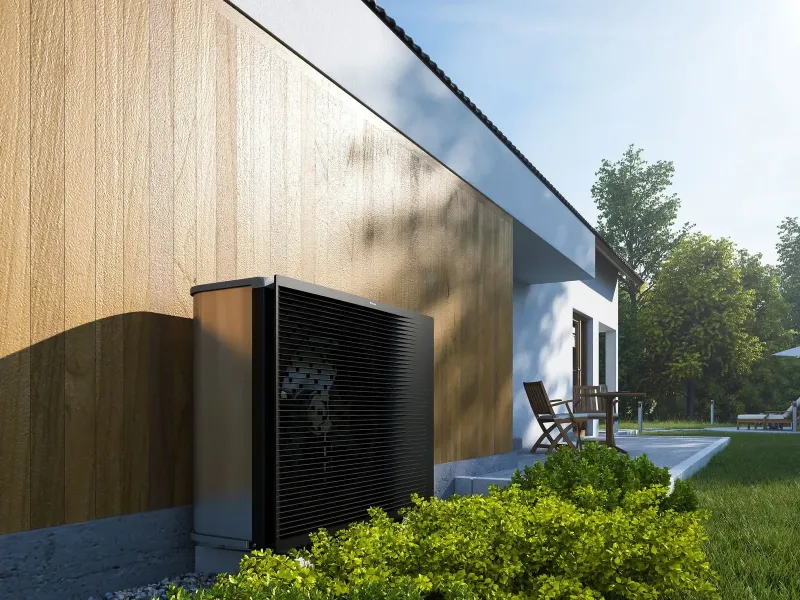 Vanjska jedinica Daikin dizalice topline uz kuću