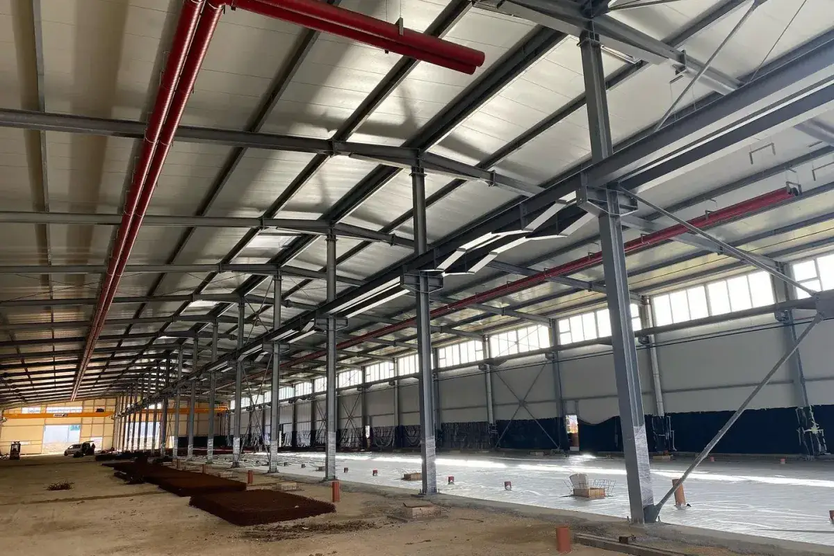 Proizvodna hala Lim-mont u Ludbregu tijekom izvođenja instalacija